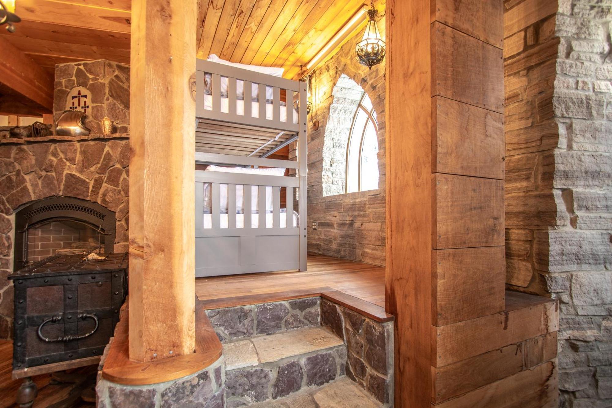 فيلا Schweitzer Castle ساندبوينت المظهر الخارجي الصورة